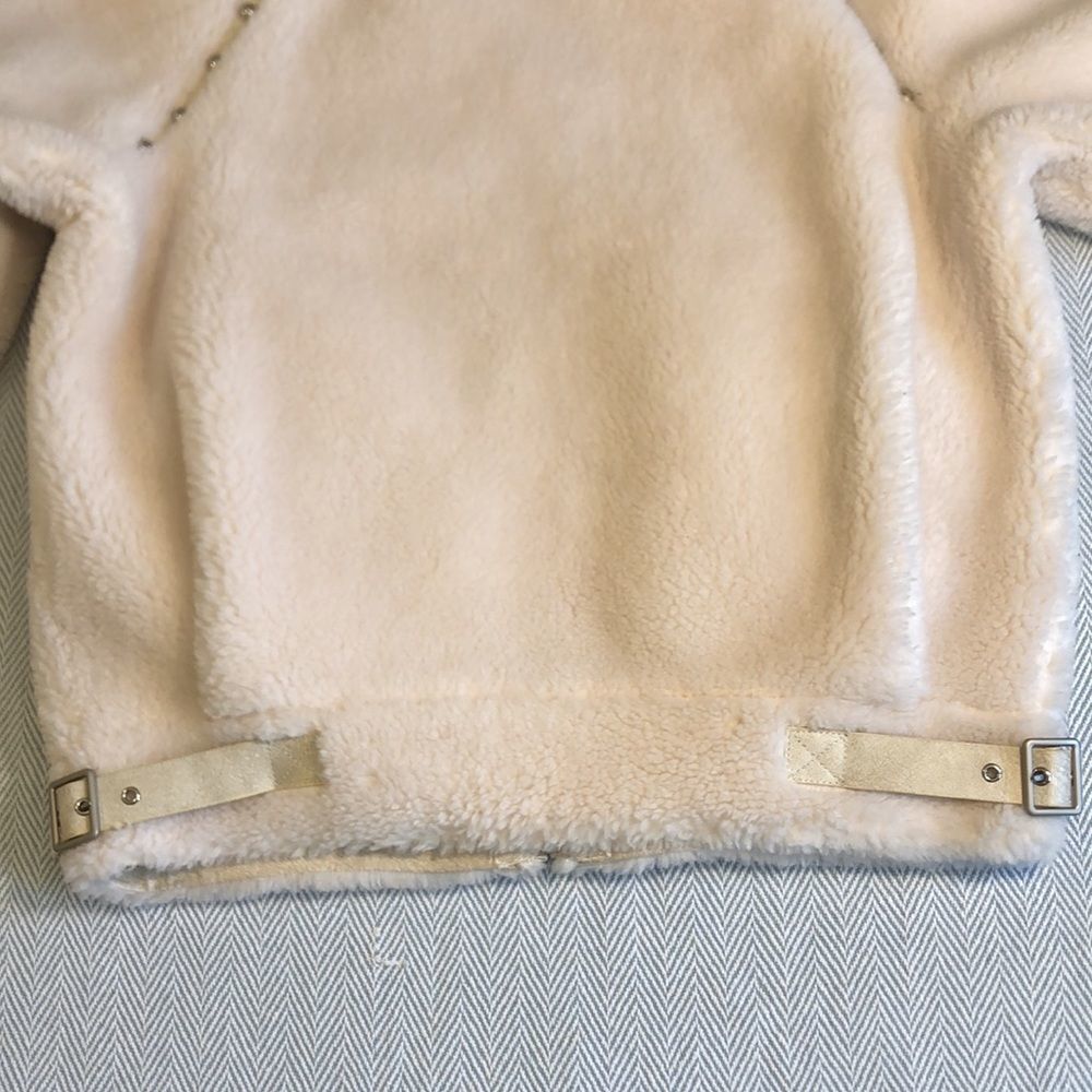 Faux Fur Shearling Off-White Jacket/Coat Winter, Pit to Pit 23" Pre-Owned - Picture 11 of 16